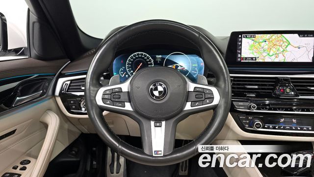 BMW 5-Series 530i xDrive M Sport Package Plus