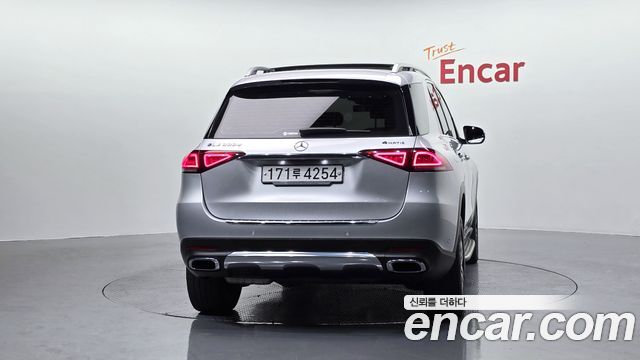 Mercedes-Benz GLE-Class GLE300d 4MATIC