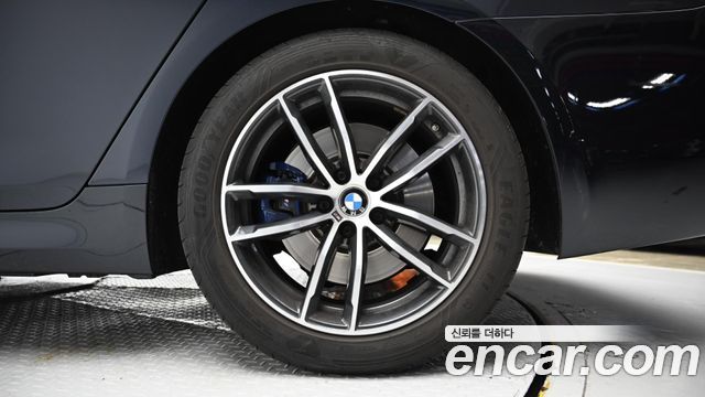 BMW 5-Series 520i M Sport