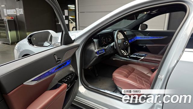 BMW 7-Series 740i sDrive M Sport