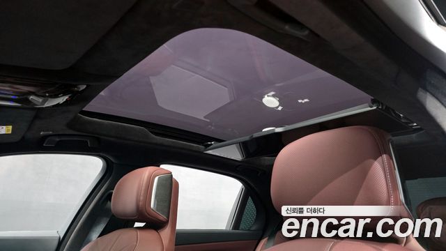 BMW 7-Series 740i sDrive M Sport