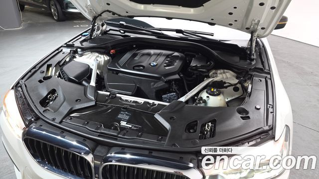 BMW 5-Series 520d M Sport Package Plus