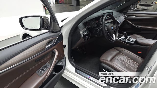 BMW 5-Series 520d M Sport Package Plus