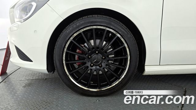 Mercedes-Benz CLA-Class CLA200 d