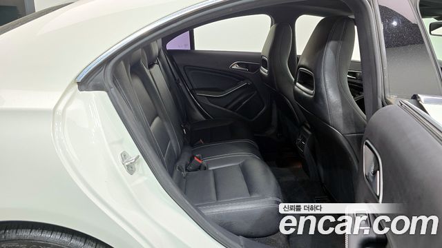 Mercedes-Benz CLA-Class CLA200 d