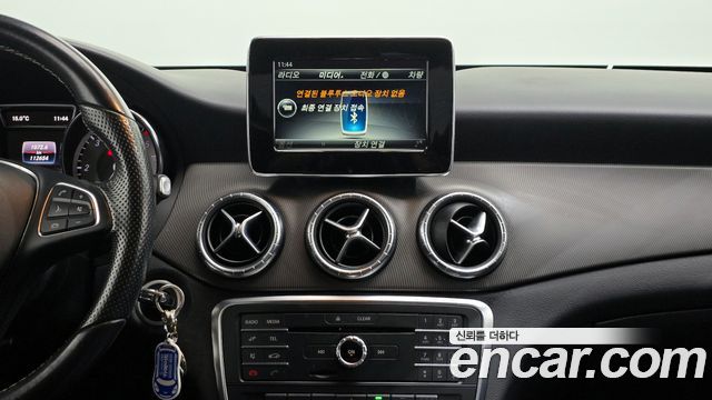 Mercedes-Benz CLA-Class CLA200 d