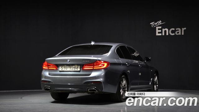 BMW 5-Series 530i M Sport Package Plus
