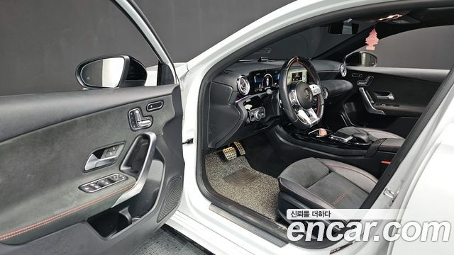 Mercedes-Benz A-Class AMG A45 4MAITC+ Hatchback