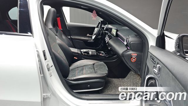 Mercedes-Benz A-Class AMG A45 4MAITC+ Hatchback
