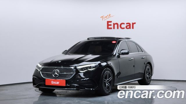 Mercedes-Benz E-Class E300 4MATIC AMG Line