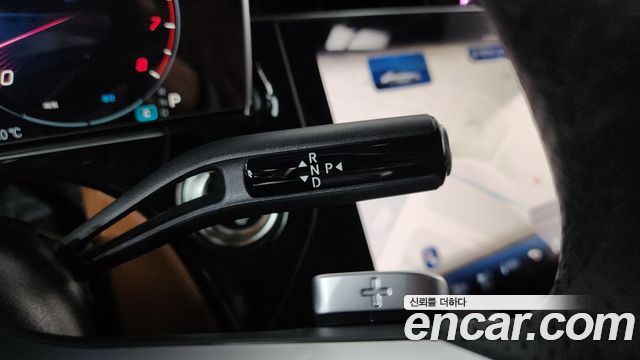 Mercedes-Benz E-Class E300 4MATIC AMG Line