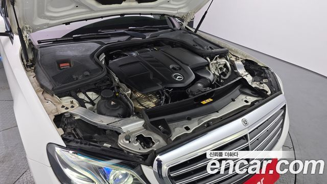 Mercedes-Benz E-Class E220d 4MATIC Exclusive