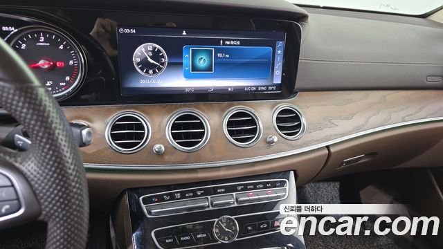 Mercedes-Benz E-Class E220d 4MATIC Exclusive