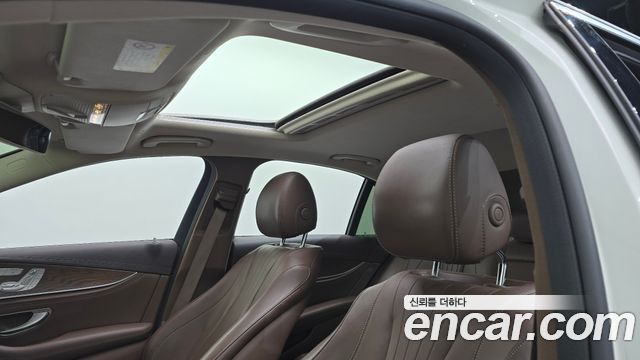 Mercedes-Benz E-Class E220d 4MATIC Exclusive