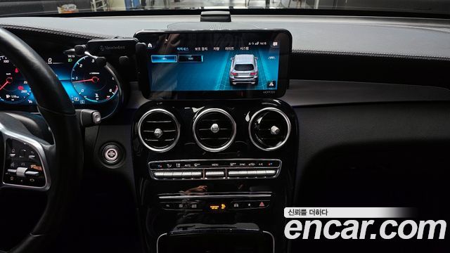 Mercedes-Benz GLC-Class GLC220 d 4MATIC