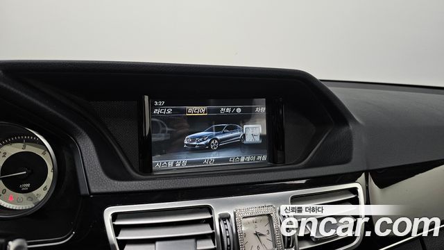 Mercedes-Benz E-Class E220 CDI Avantgarde