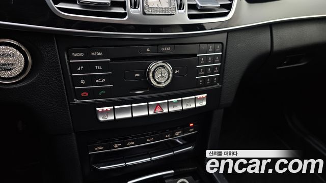 Mercedes-Benz E-Class E220 CDI Avantgarde