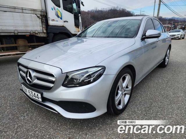 Mercedes-Benz E-Class E220d Avantgarde