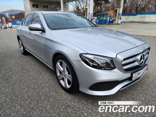 Mercedes-Benz E-Class E220d Avantgarde