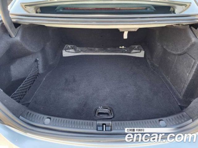 Mercedes-Benz E-Class E220d Avantgarde