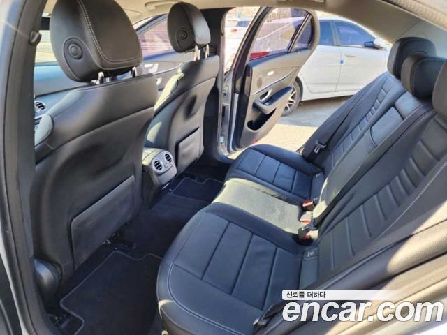 Mercedes-Benz E-Class E220d Avantgarde