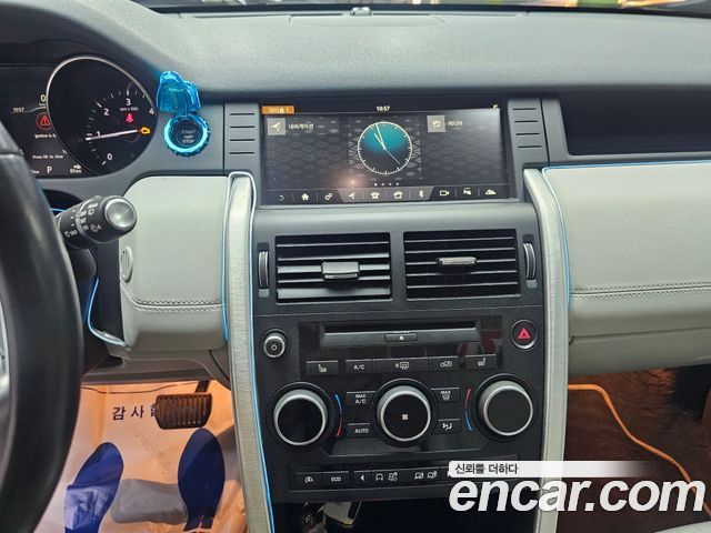 Land Rover Diseukeobeori Sport 2.0 TD4 SE (150PS)