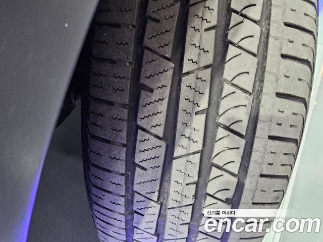 Land Rover Diseukeobeori Sport 2.0 TD4 SE (150PS)