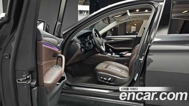 BMW 5-Series 530i Luxury Plus