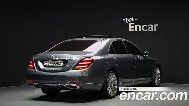 Mercedes-Benz S-Class S560L 4MATIC