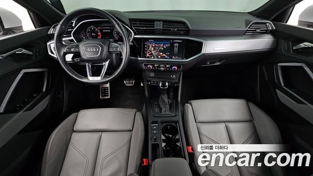 Audi Q3 35 TDI Premium Sportback