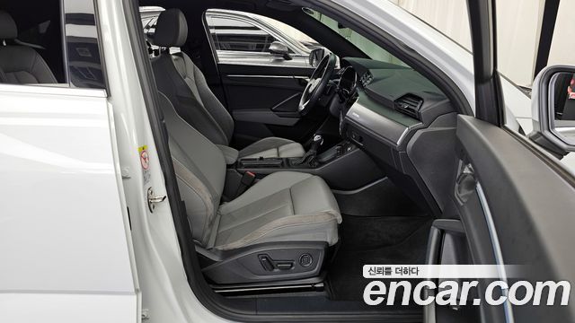 Audi Q3 35 TDI Premium Sportback