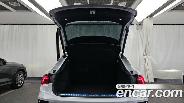 Audi Q3 35 TDI Premium Sportback