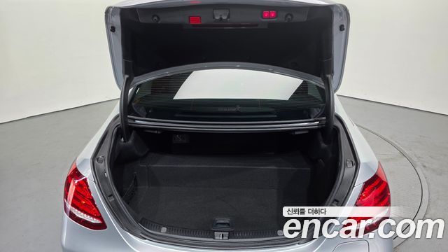 Mercedes-Benz E-Class E300e 4MATIC Exclusive