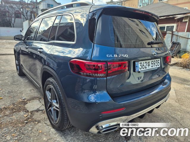 Mercedes-Benz GLB-Class GLB250 4MATIC