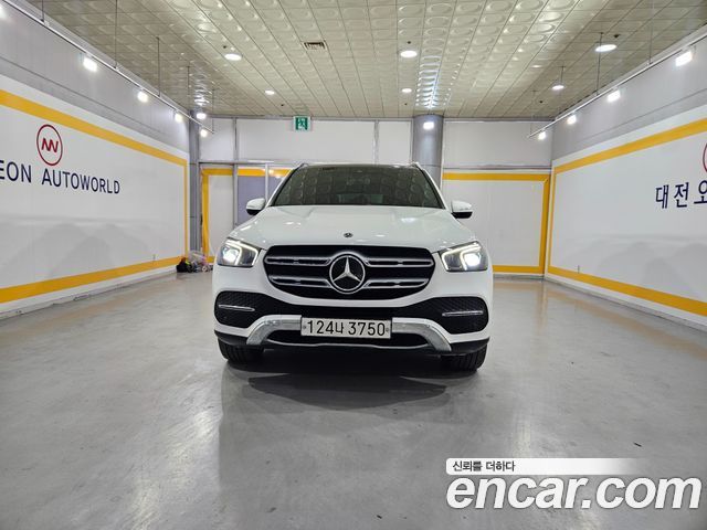 Mercedes-Benz GLE-Class GLE300d 4MATIC
