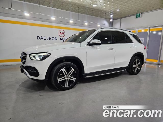 Mercedes-Benz GLE-Class GLE300d 4MATIC