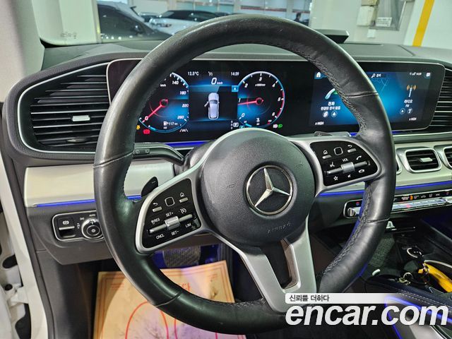 Mercedes-Benz GLE-Class GLE300d 4MATIC
