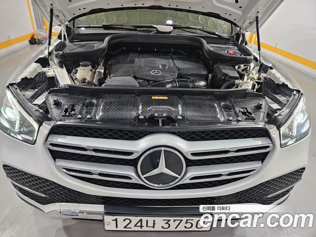 Mercedes-Benz GLE-Class GLE300d 4MATIC