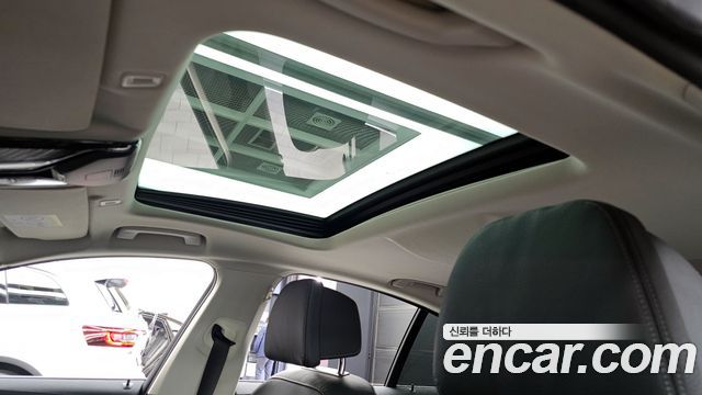 BMW 5-Series 520i Luxury