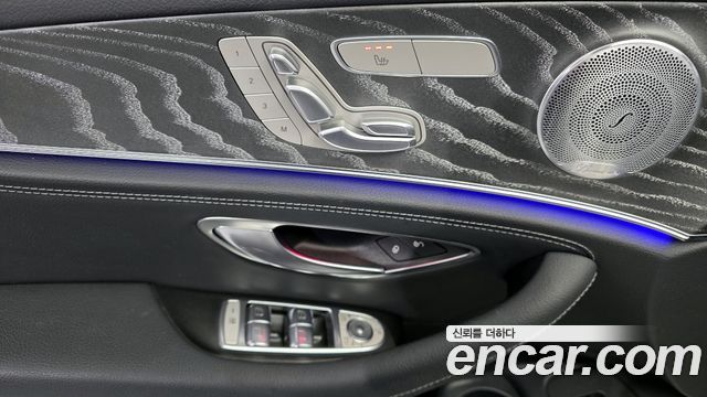 Mercedes-Benz E-Class E350 4MATIC AMG Line
