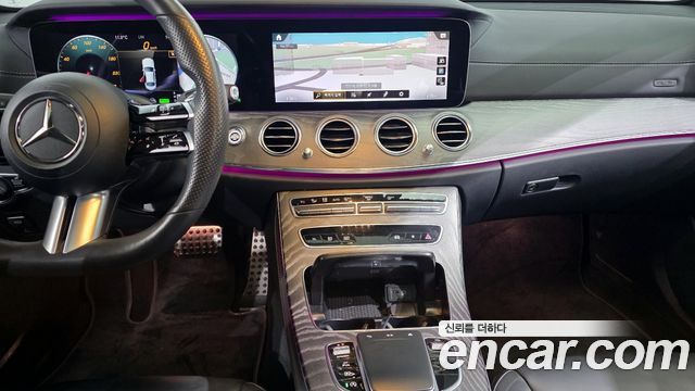 Mercedes-Benz E-Class E350 4MATIC AMG Line