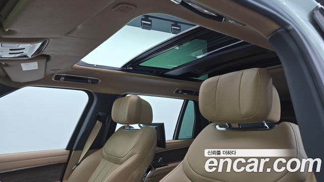 Land Rover Range Rover P530 Autobiography Long Wheel Base