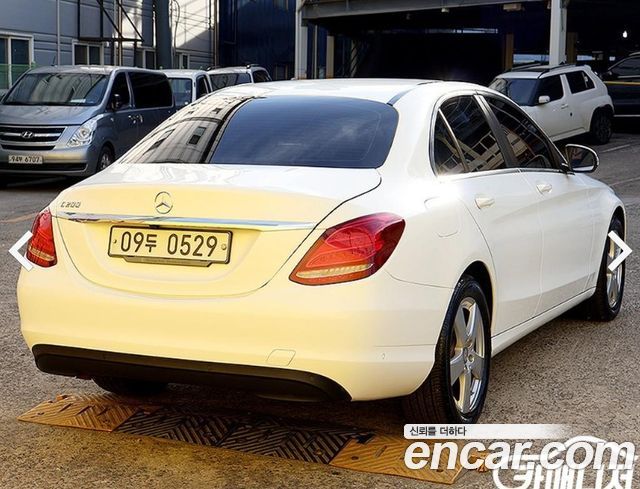 Mercedes-Benz C-Class C200