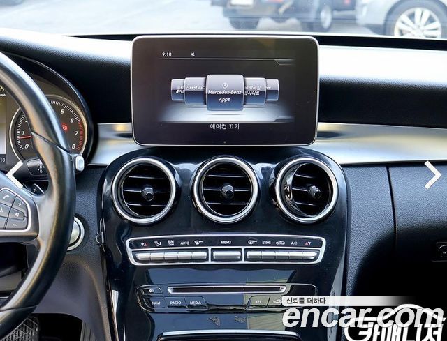 Mercedes-Benz C-Class C200