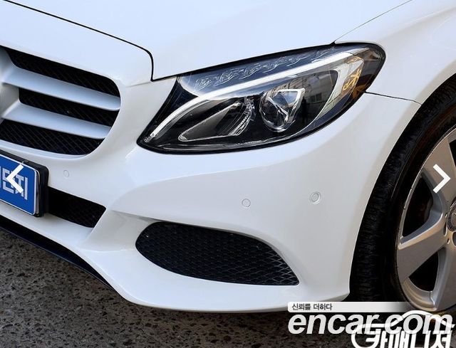 Mercedes-Benz C-Class C200