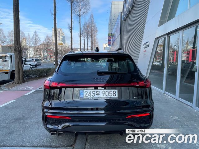 Audi Q5 40 TDI Quattro S Line Black Edition