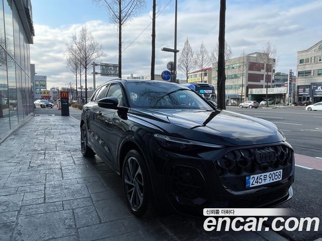 Audi Q5 40 TDI Quattro S Line Black Edition