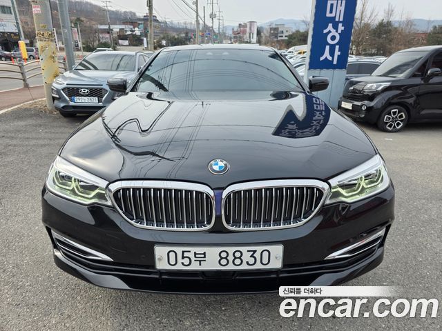 BMW 5-Series 530i xDrive Luxury Plus