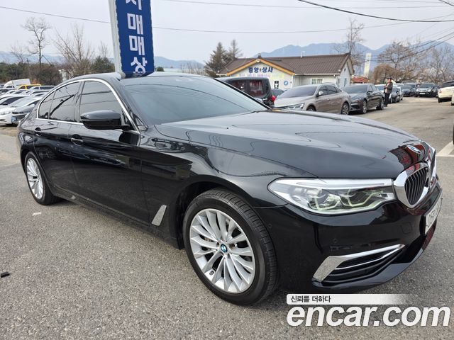 BMW 5-Series 530i xDrive Luxury Plus