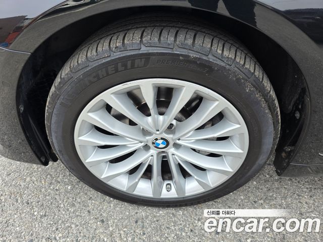 BMW 5-Series 530i xDrive Luxury Plus